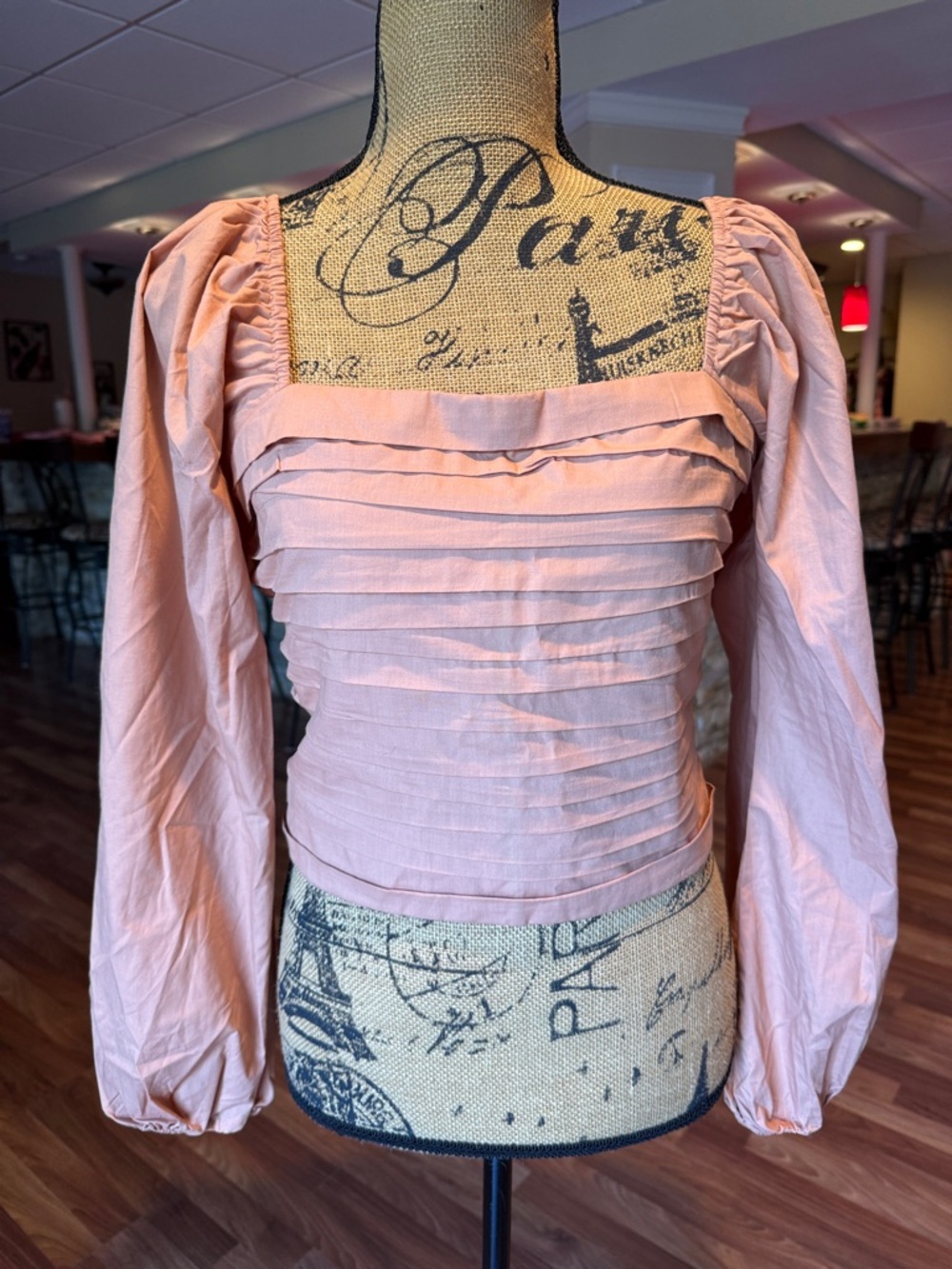 Abercrombie & Fitch size medium dark peach balloon sleeve layered look blouse